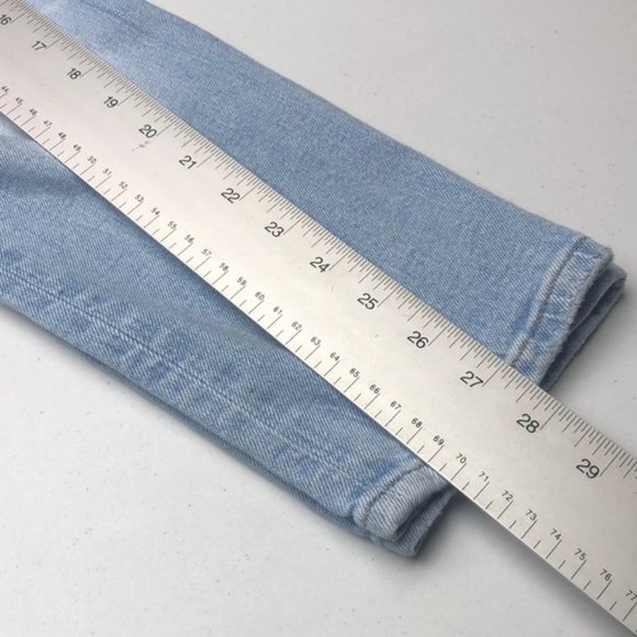 LIKE NEW MENS DISTRESS LIGHTWASH SLIM JEANS 26x28 ⭐️ - Picture 11 of 14